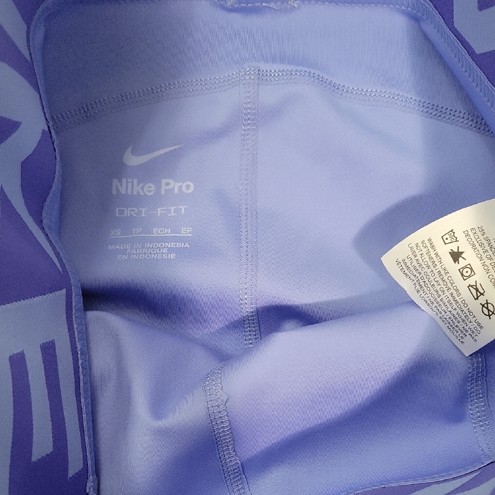 Nike Pro Lavender Leggings - Picture 2 of 4